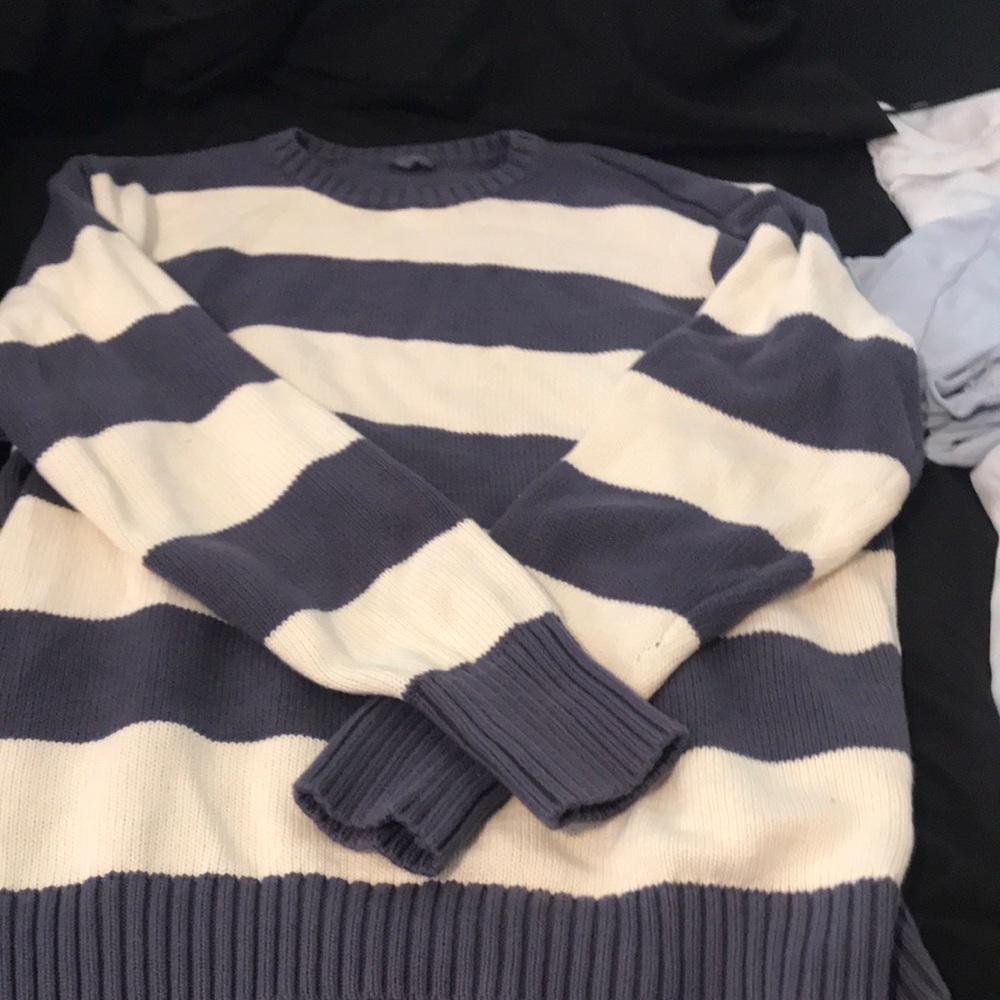 Brandy Melville Sweater